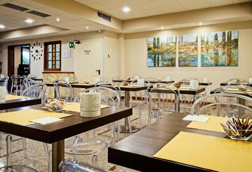 فندق Albergo Papillon