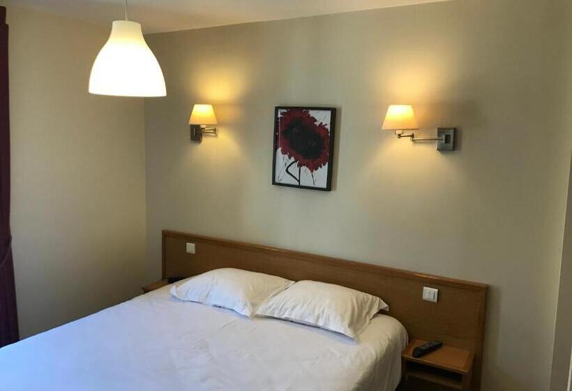 فندق Logis Auberge De La Fontaine