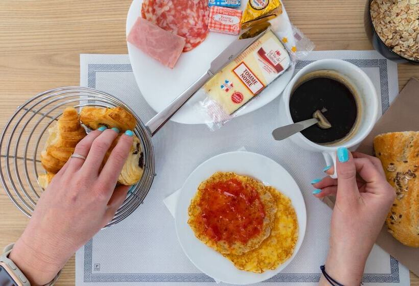 בית מלון כפרי De L Isle  L Isle D Abeau