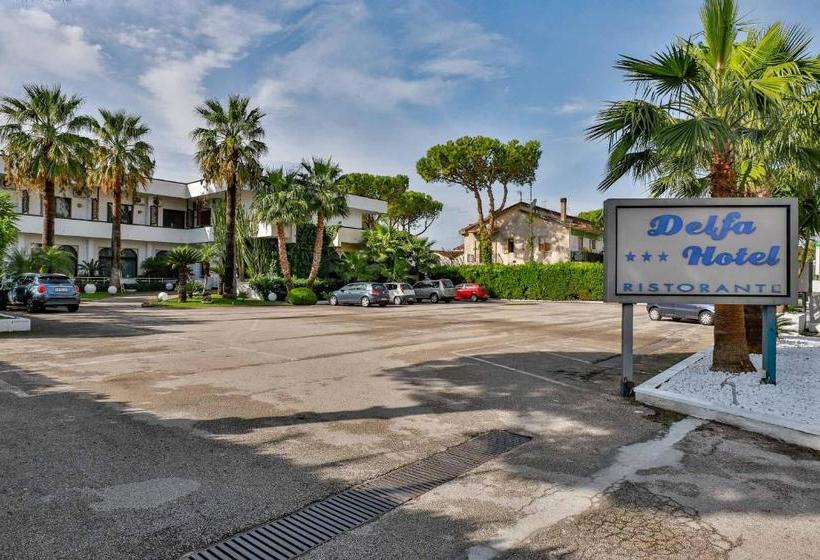 هتل Delfa