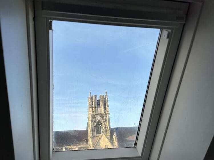 호텔 Hôtel De Caen