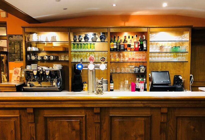 ホテル Hôtel Des Roches