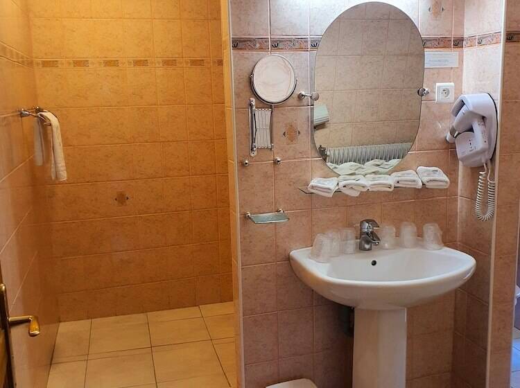 ホテル Hôtel Des Roches