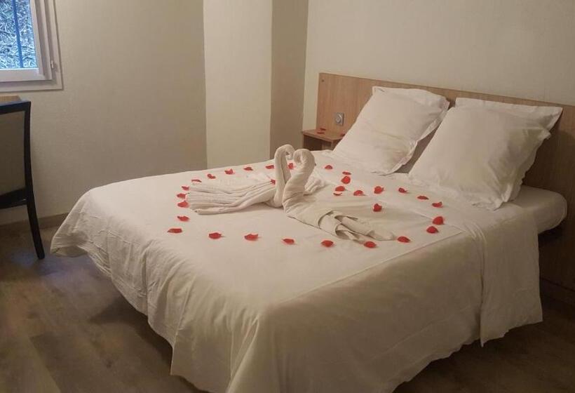 בית מלון כפרי Parc Azur   Toulon Ollioules