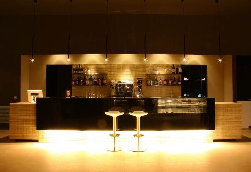 בית מלון כפרי Pineta