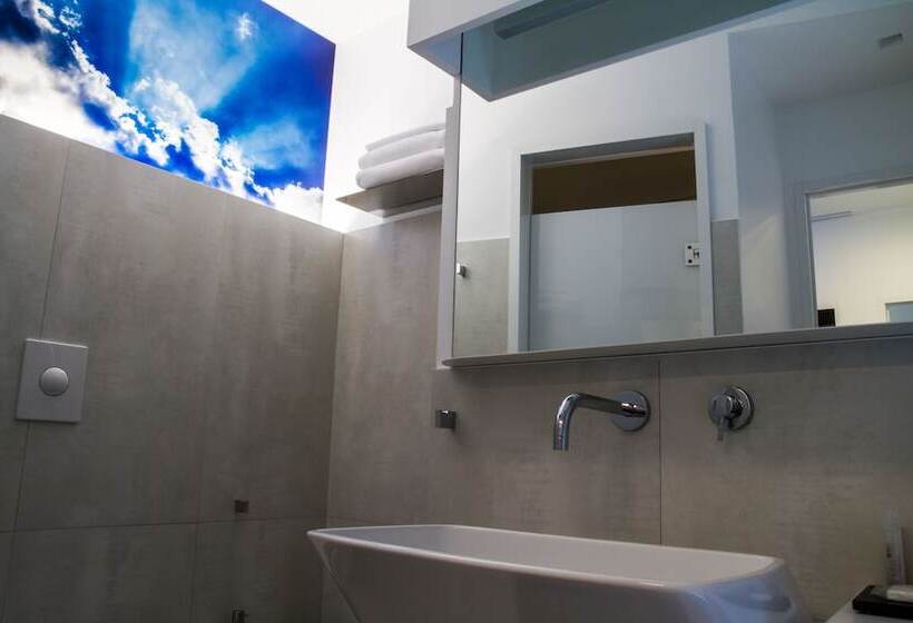 בית מלון כפרי Pineta