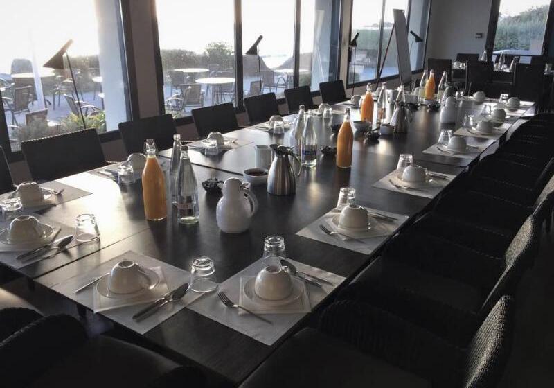 בית מלון כפרי Logis Hôtel & Restaurant Les Mouettes   Larmor Plage, Proche De Lorient