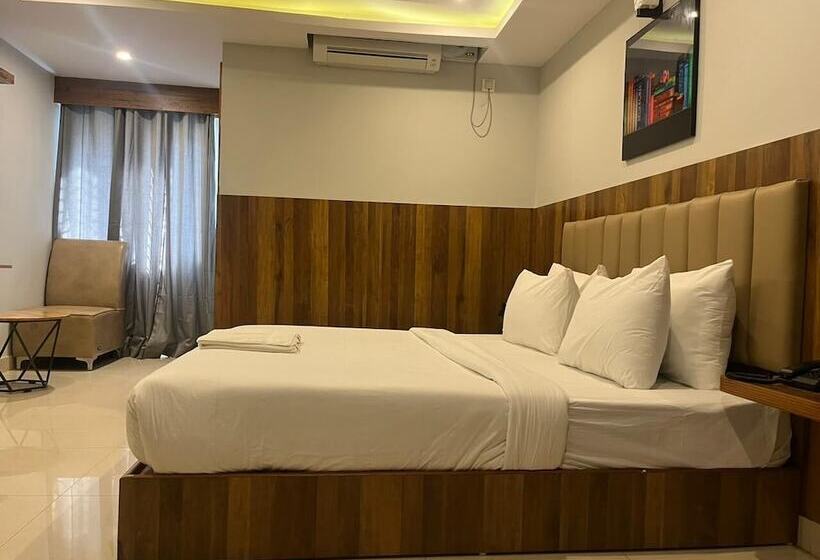 호텔 Avenue Suites