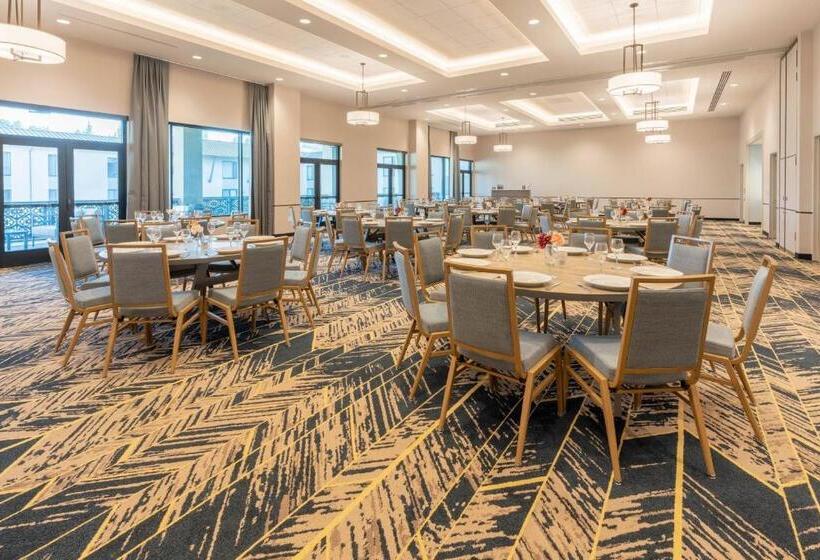 בית מלון כפרי Courtyard By Marriott Thousand Oaks Agoura Hills