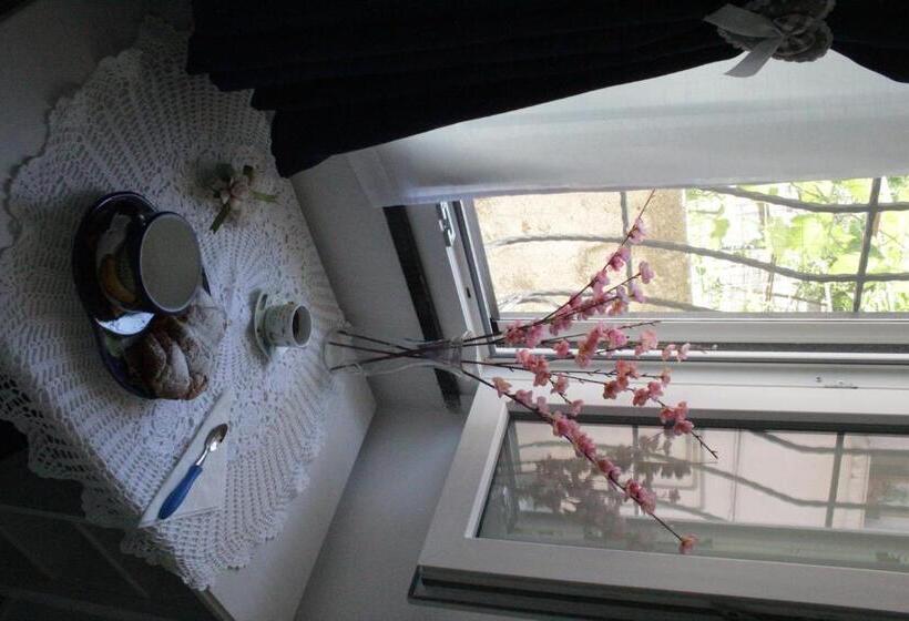펜션 Il Borgo Di Iaconti