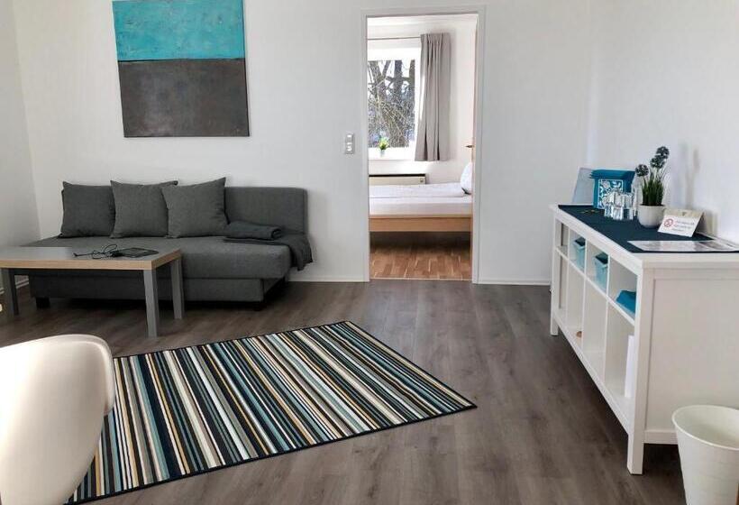 ホテル Forsthof Next Door