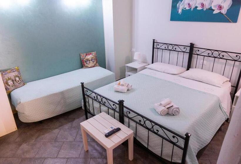 پانسیون Sicily In Love   Rooms & Breakfast