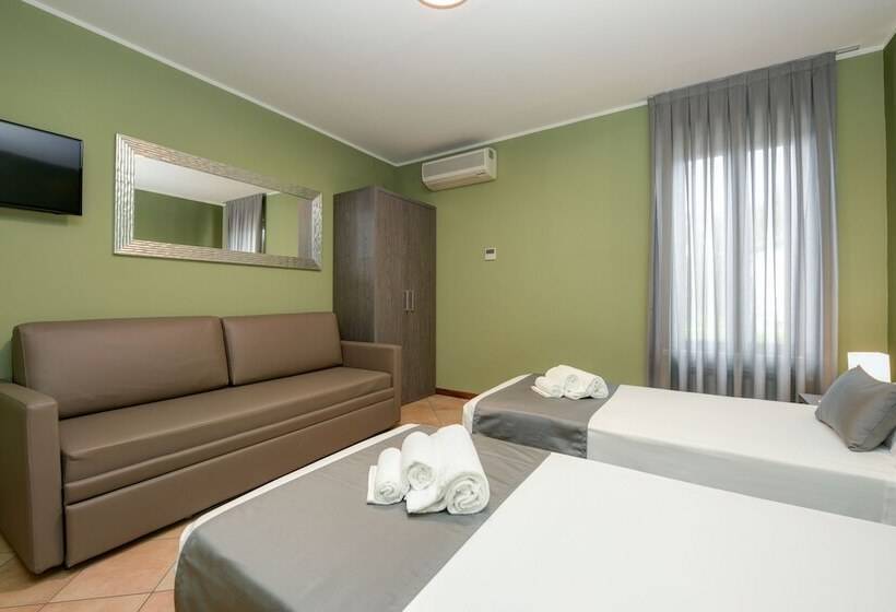 ホテル Albergo Locanda Primavera