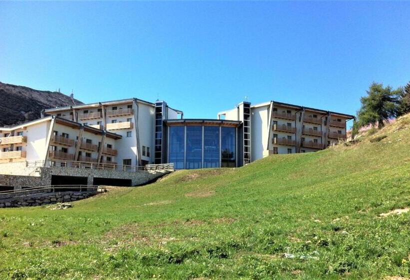 Le Blanc Hotel & Spa