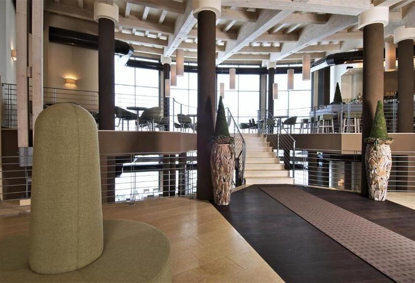 Le Blanc Hotel & Spa