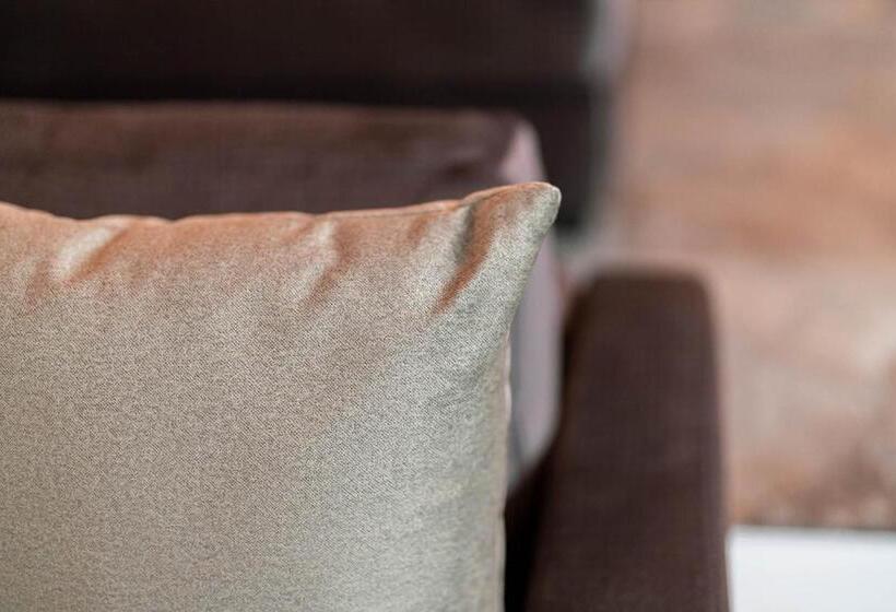 هتل Majon Miramonti