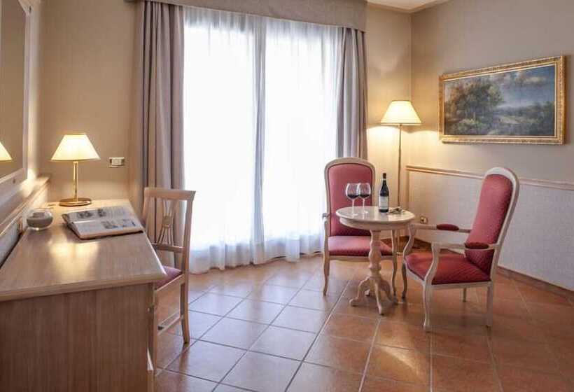 فندق Santamaria Langhe