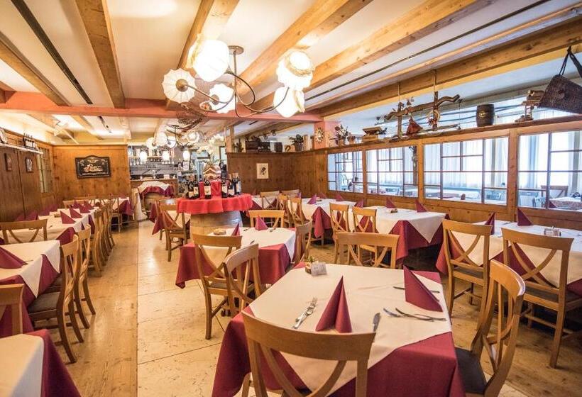 هتل Resort Al Sole