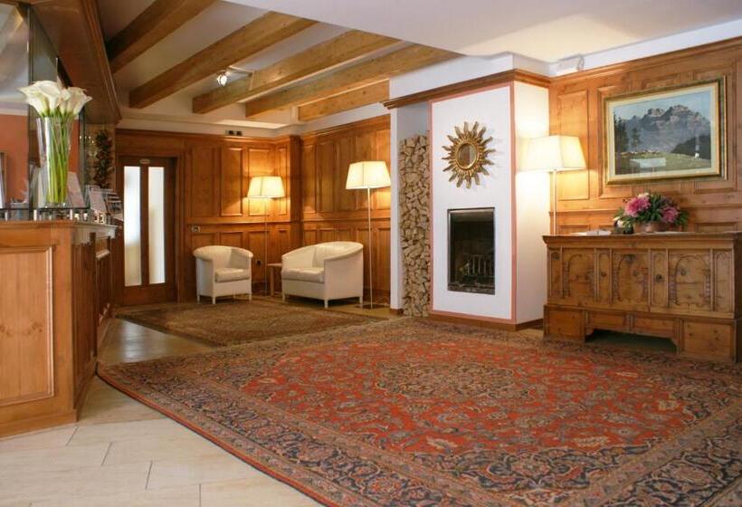 هتل Resort Al Sole