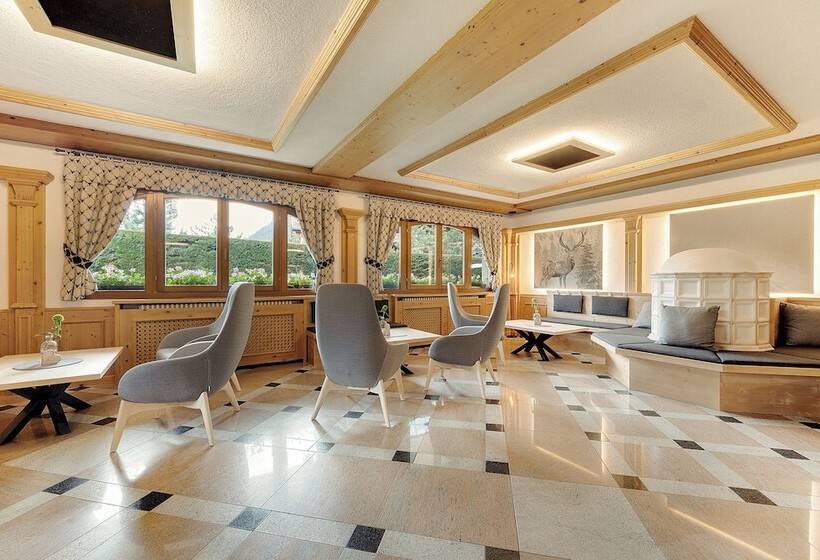 Aparthotel Majestic