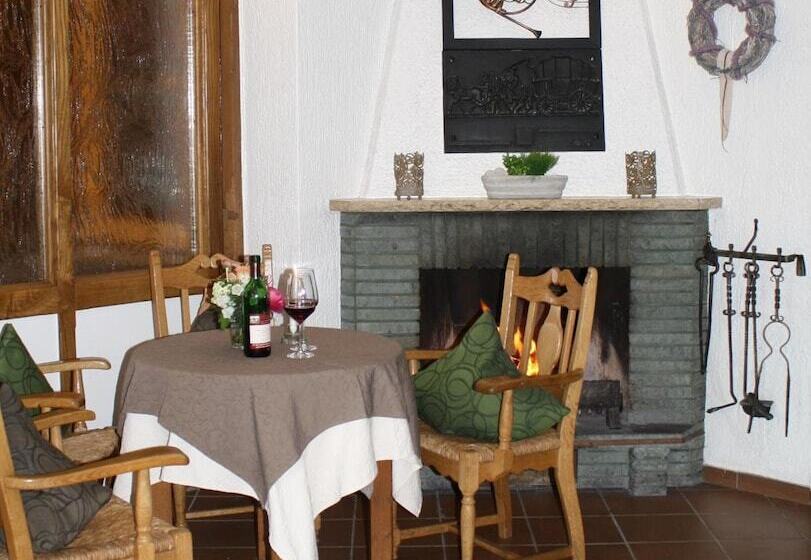 Отель Alte Post