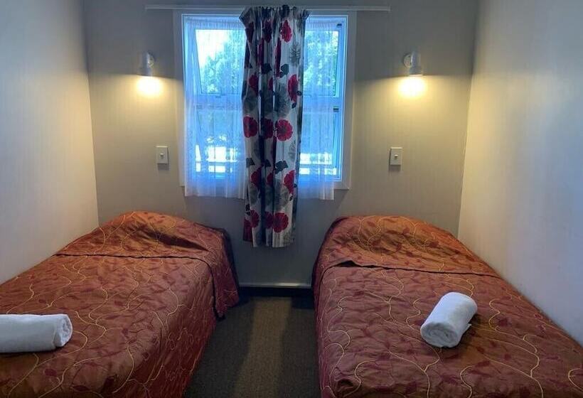 בית מלון כפרי Apple Motor Inn