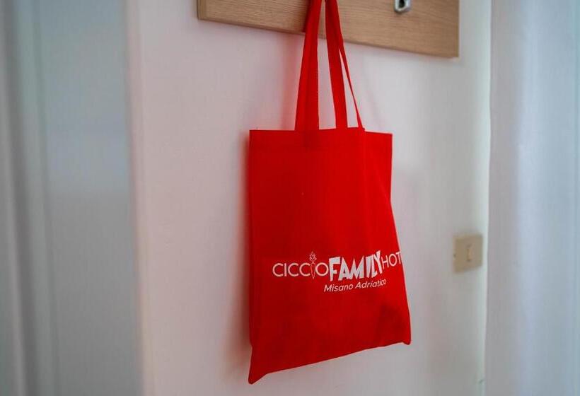 هتل Ciccio