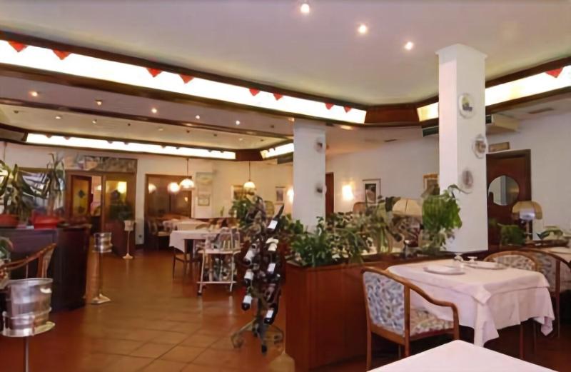 فندق Comtes De Challant Albergo Etico Valle D Aosta