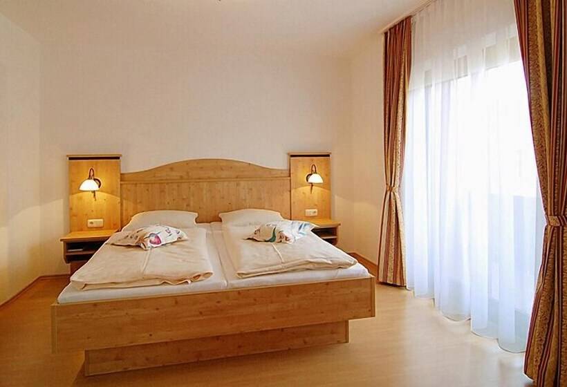 בית מלון כפרי Garni Am Kureck