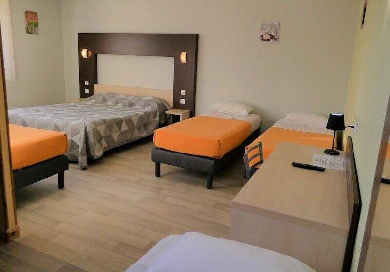 酒店 Hôtel Azur Saint Junien Cit