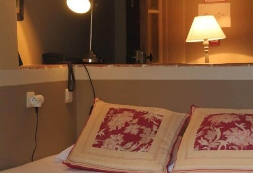 Отель Hôtel De Mirmande
