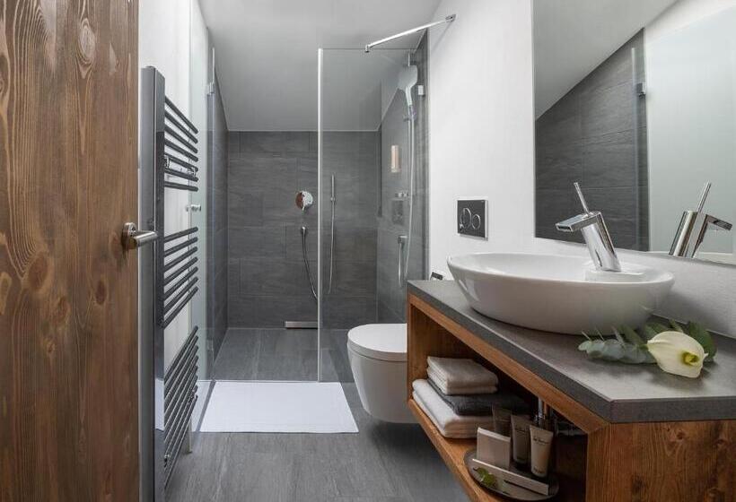 La Val Hotel & Spa