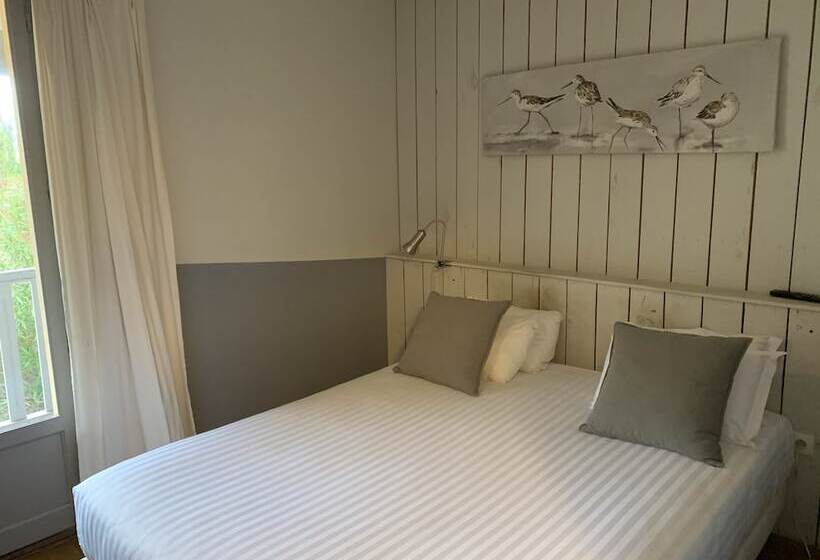 Logis Hotels   Hôtel Et Restaurant L Océana