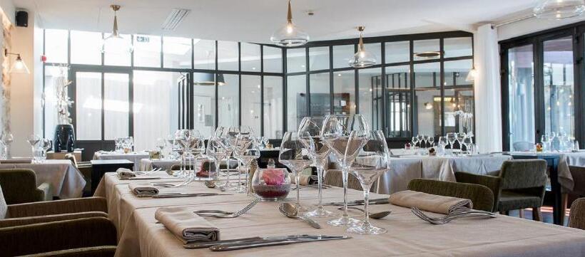 호텔 Logis Hôtel Tante Yvonne & Son Restaurant Semi Gastronomique   Lyon Nord