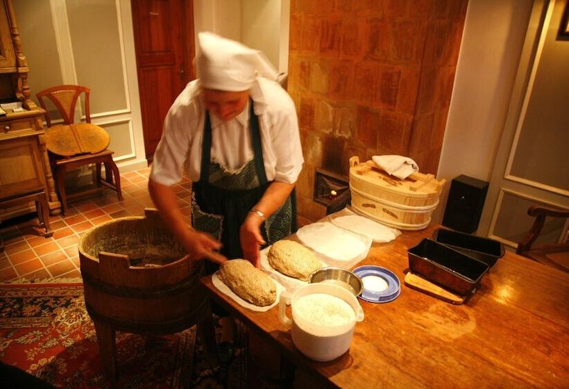 酒店 Pädaste Manor