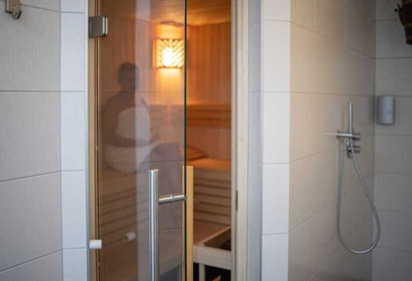 Отель Restaurant Lunia