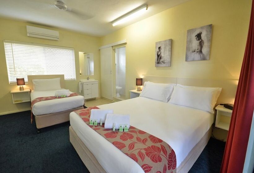 International Lodge Motel