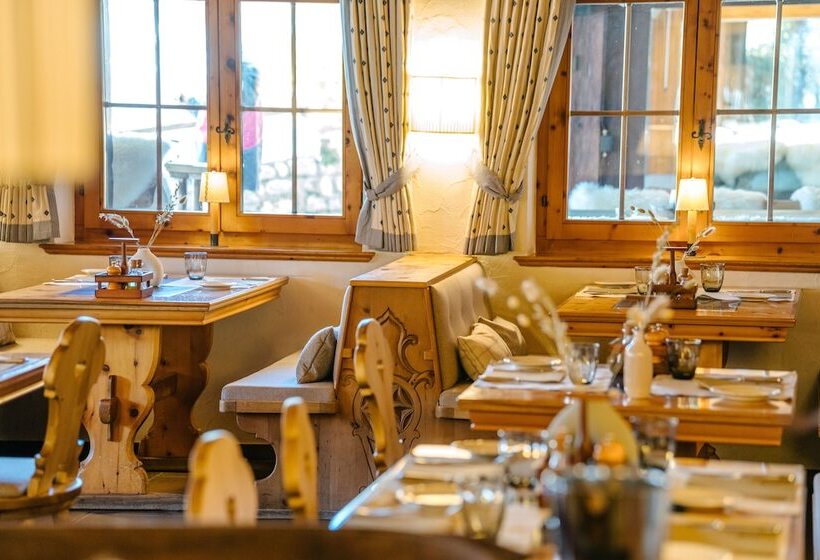 Seven Alpina Boutique