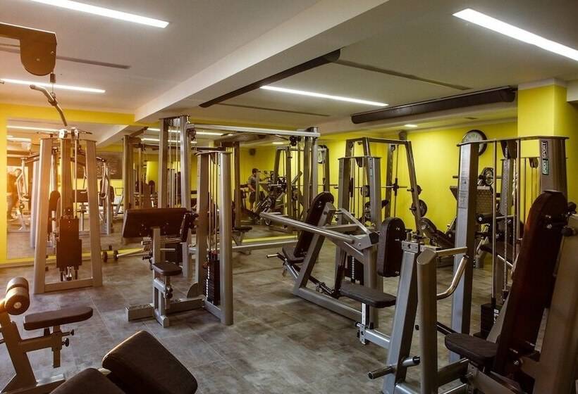 Golden Fish Hotel Apartments