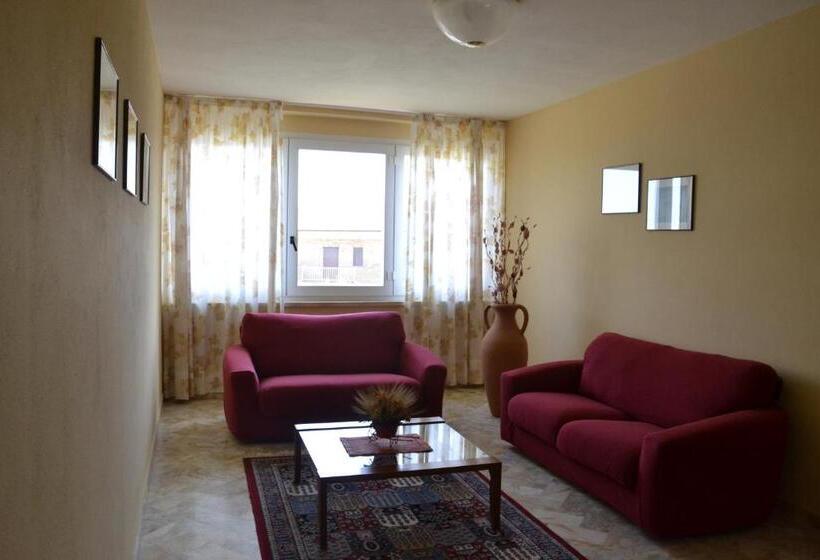 בית מלון כפרי Albergo Di Murlo