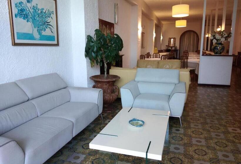 هتل Costa Azzurra