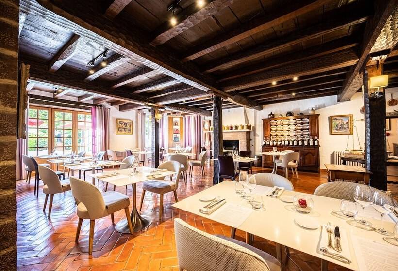 فندق Hôtel Ithurria
