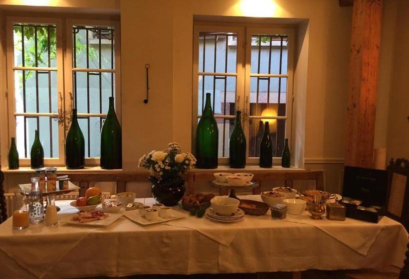 هتل Hôtel Restaurant Le Chut   Petite France