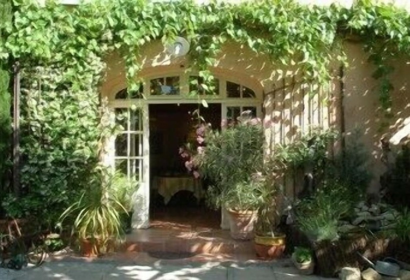 호텔 Hôtel Le Mas Des Grès & Restaurant Sous Les Platanes