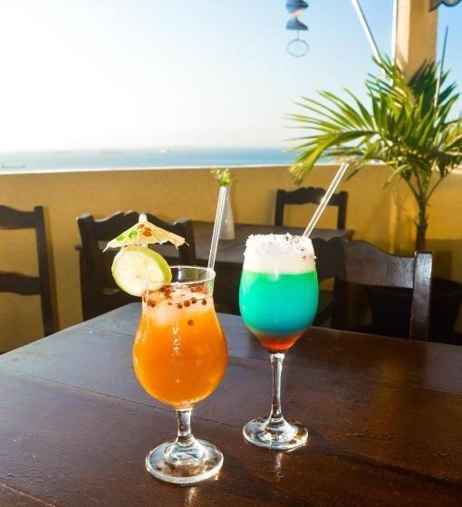 هتل Pousada Beija Flor