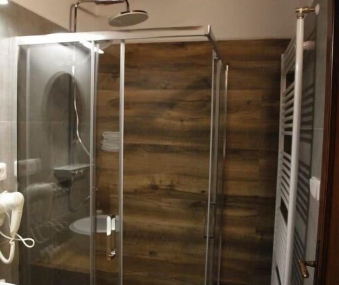 هتل Svambersky Dum