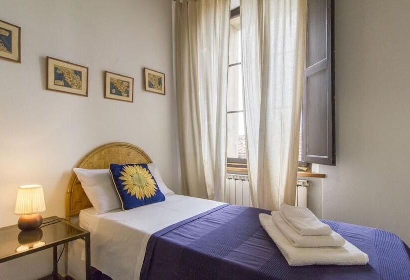 فندق Villa E Fattoria Di Radi