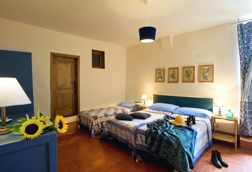 فندق Villa E Fattoria Di Radi