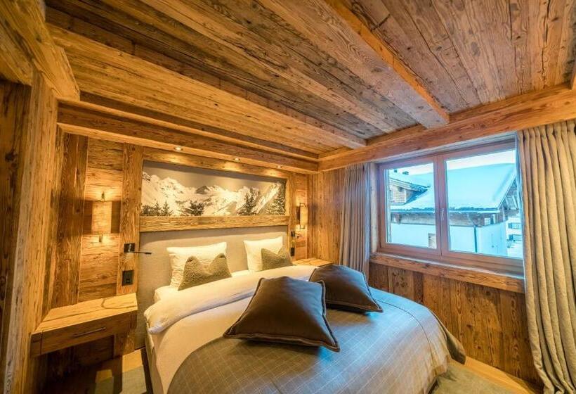 Seven Alpina Boutique