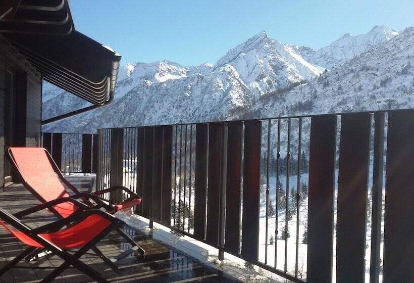 فندق Adamello